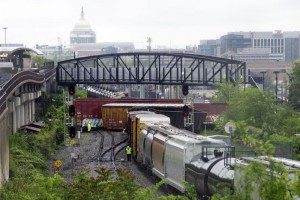 Train Derails 300x200